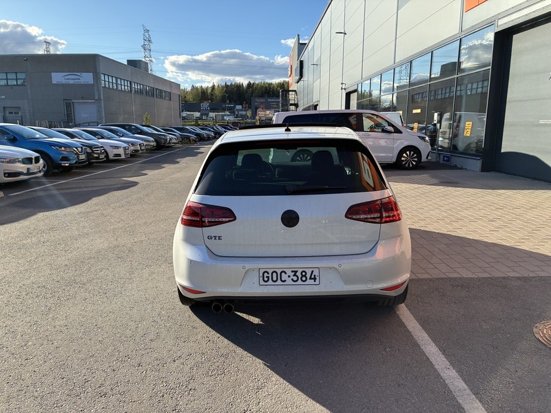 Volkswagen Golf vaihtoauto