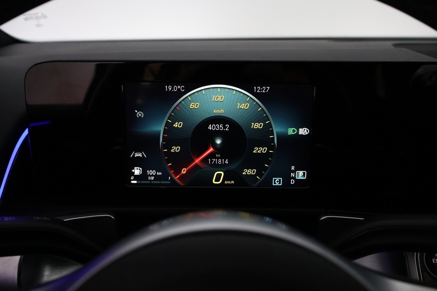 Mercedes-Benz GLB vaihtoauto