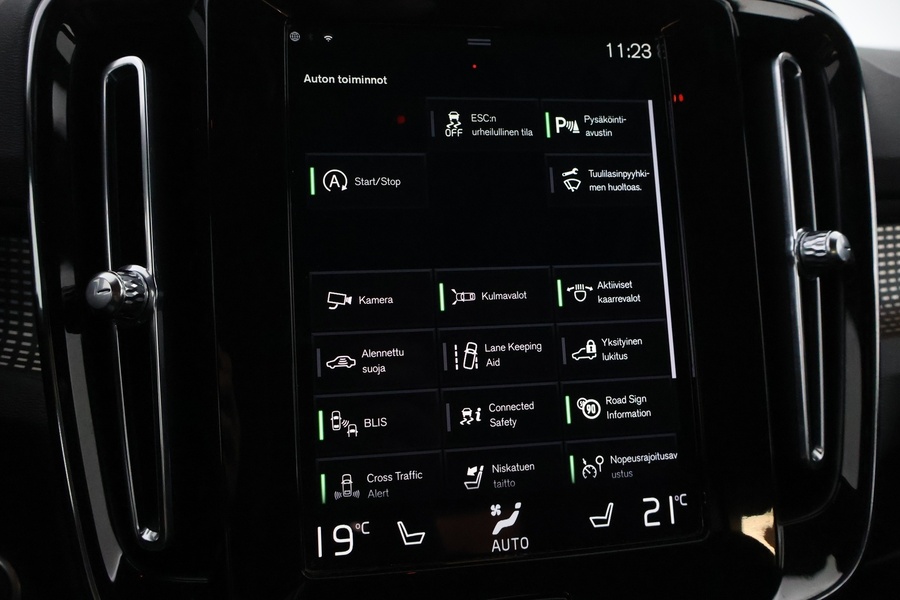 Volvo XC40 vaihtoauto