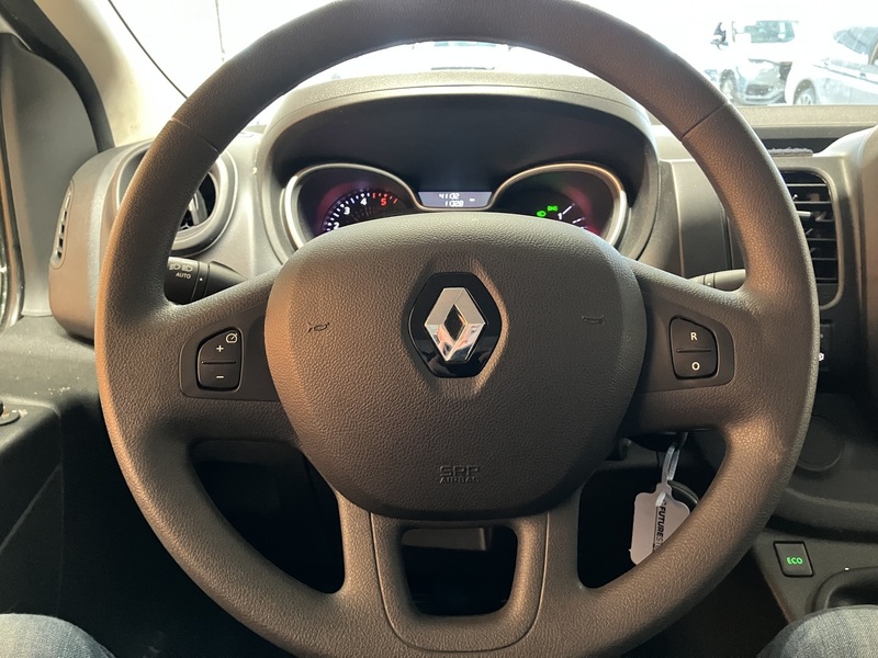 Renault Trafic vaihtoauto