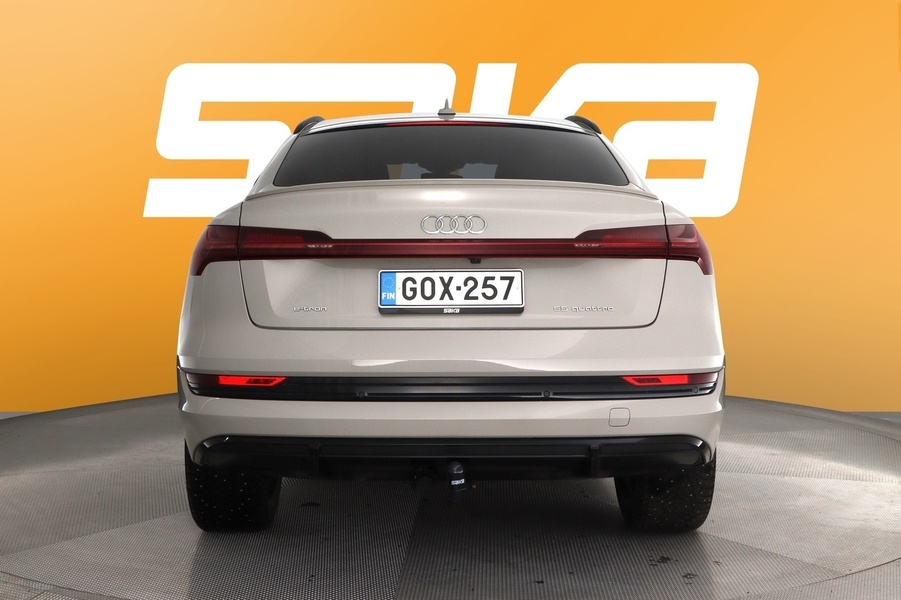 Audi e-tron vaihtoauto