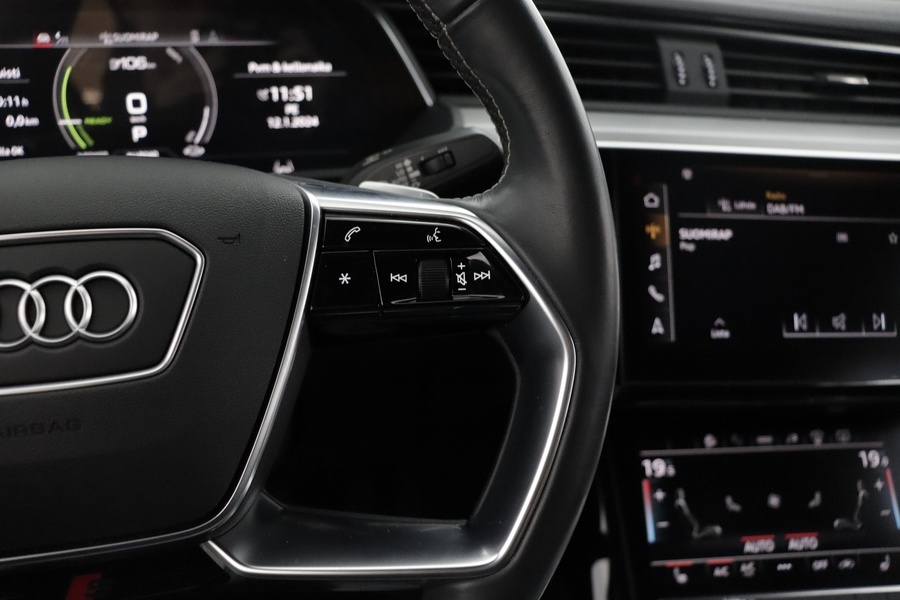 Audi e-tron vaihtoauto