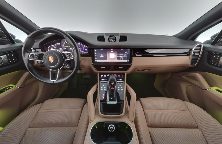 Porsche Cayenne vaihtoauto