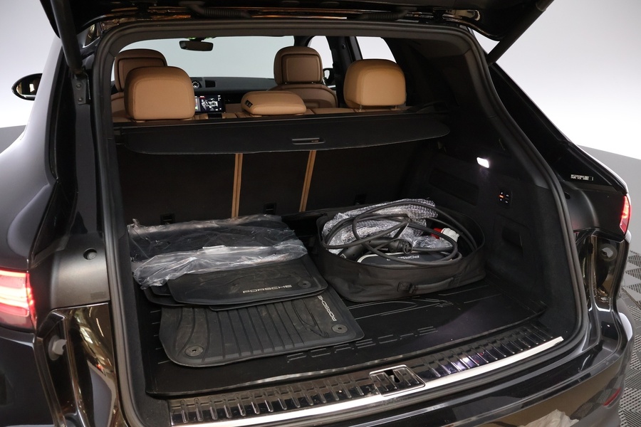 Porsche Cayenne vaihtoauto