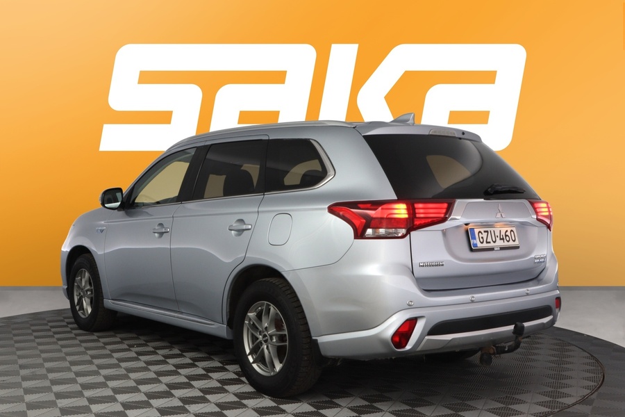Mitsubishi Outlander PHEV vaihtoauto