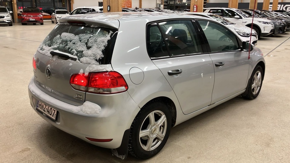 Volkswagen Golf vaihtoauto