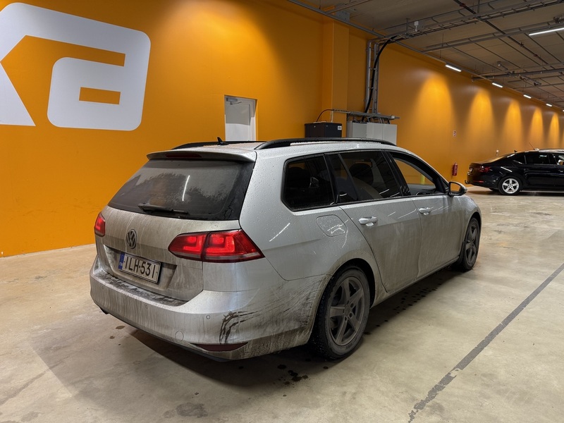 Volkswagen Golf vaihtoauto