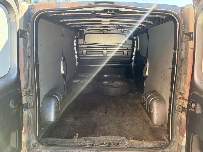 Nissan NV300 vaihtoauto