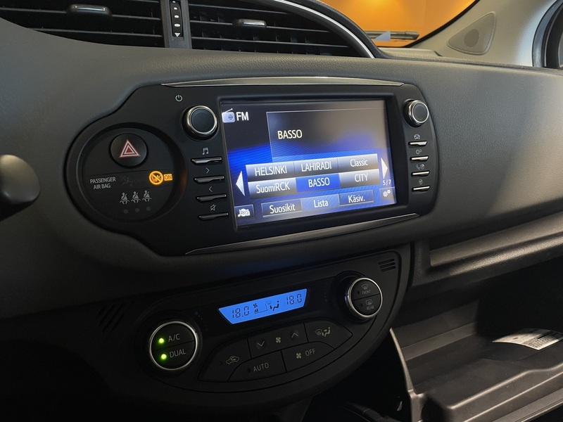 Toyota Yaris vaihtoauto