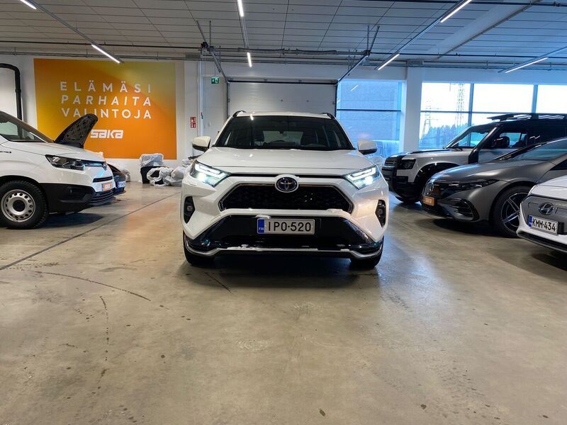 Toyota RAV4 vaihtoauto