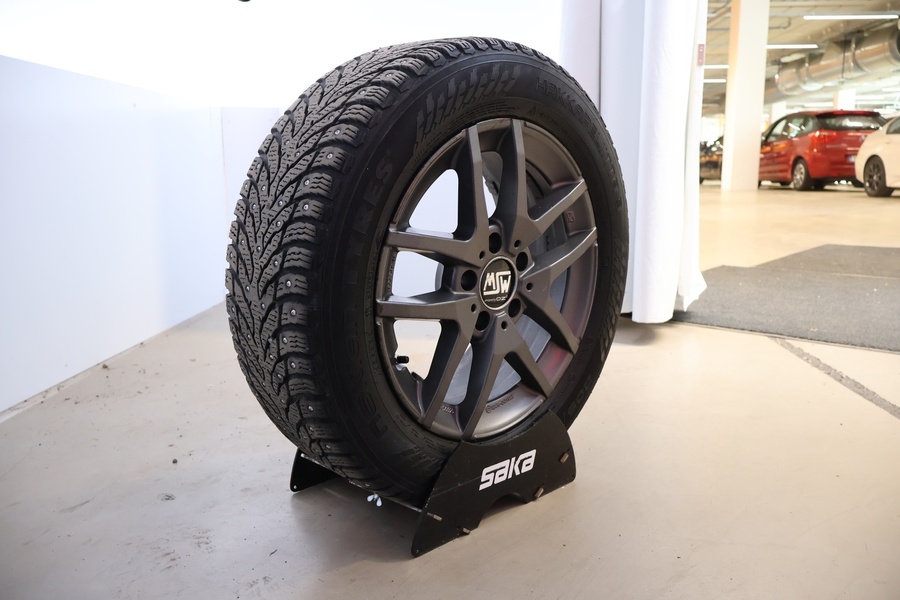 Mercedes-Benz B vaihtoauto