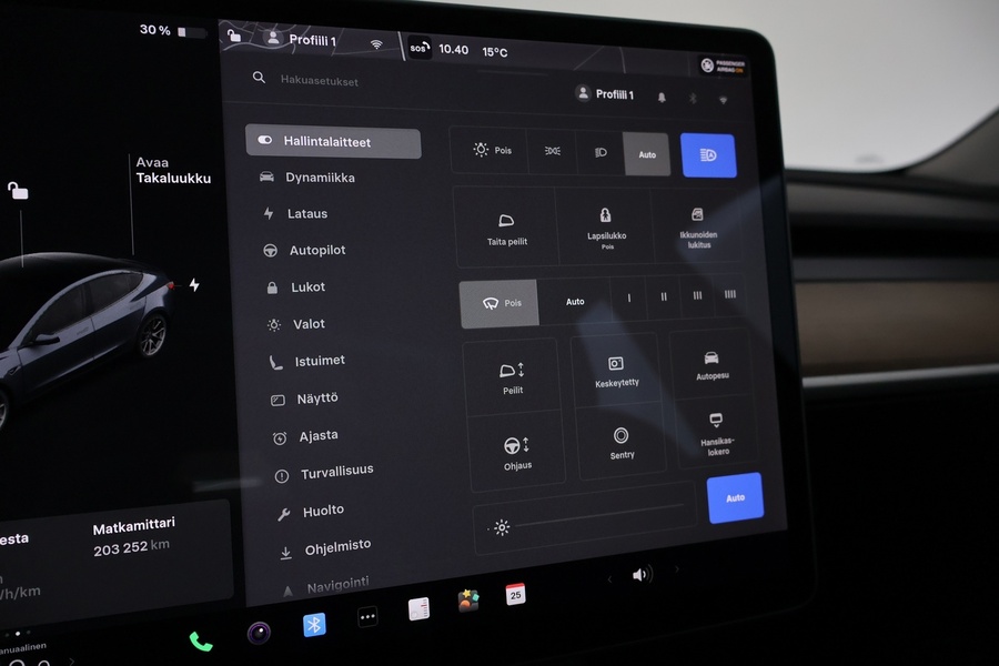 Tesla Model 3 vaihtoauto