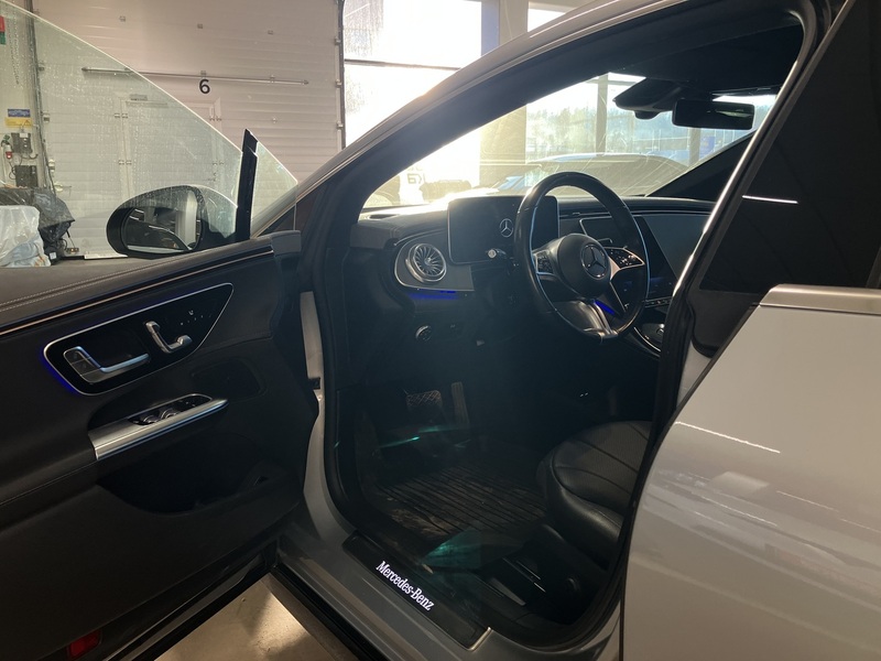 Mercedes-Benz EQE vaihtoauto
