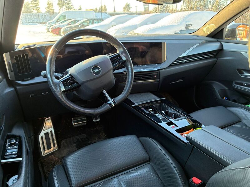 Opel Astra vaihtoauto