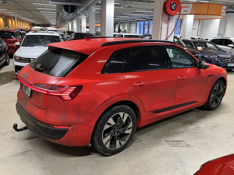 Audi Q8 e-tron vaihtoauto