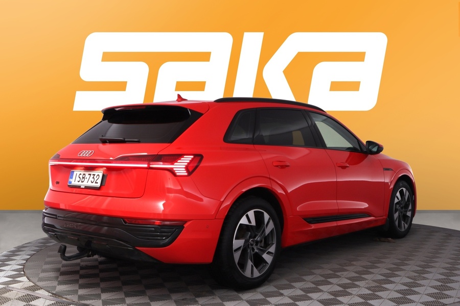 Audi Q8 e-tron vaihtoauto