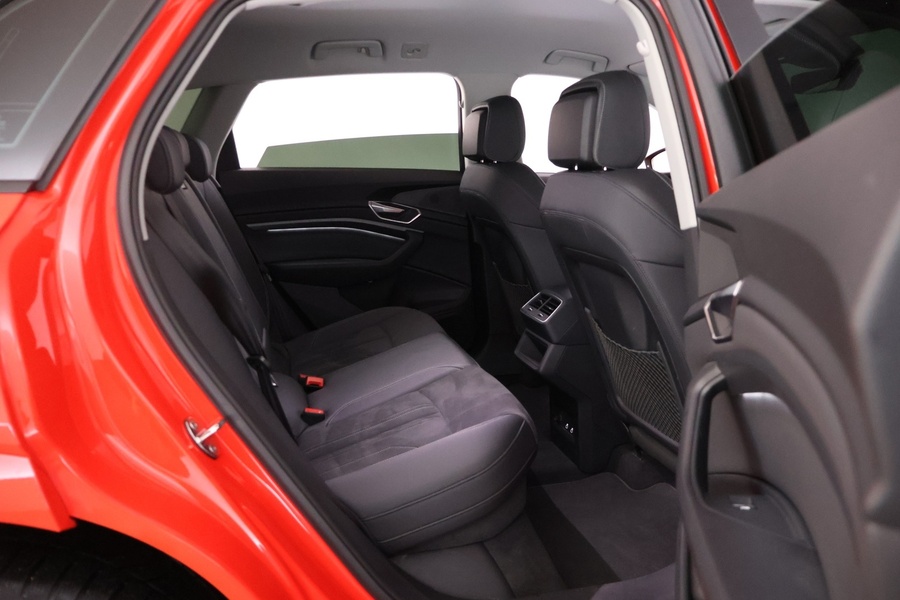 Audi Q8 e-tron vaihtoauto