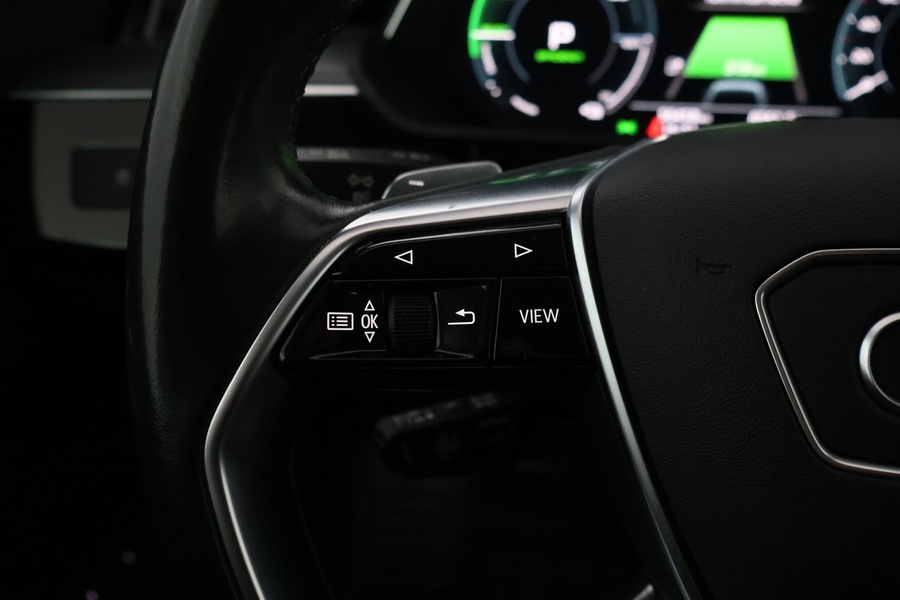 Audi Q8 e-tron vaihtoauto