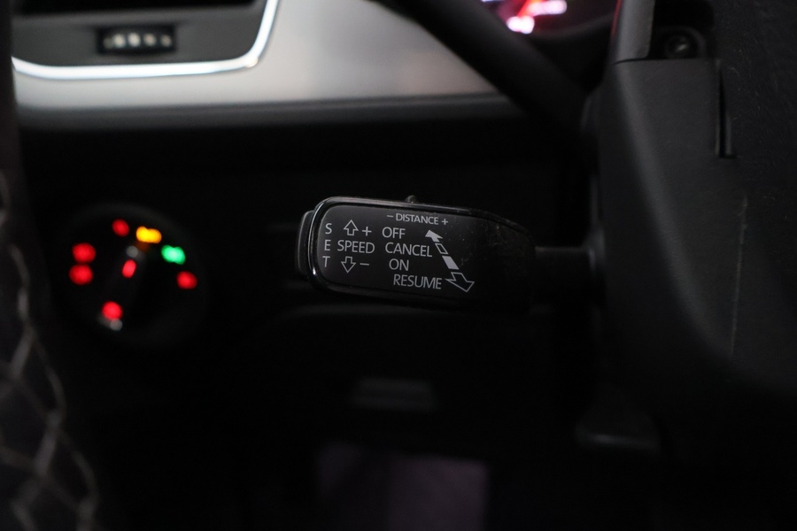 SEAT Leon Sportstourer vaihtoauto