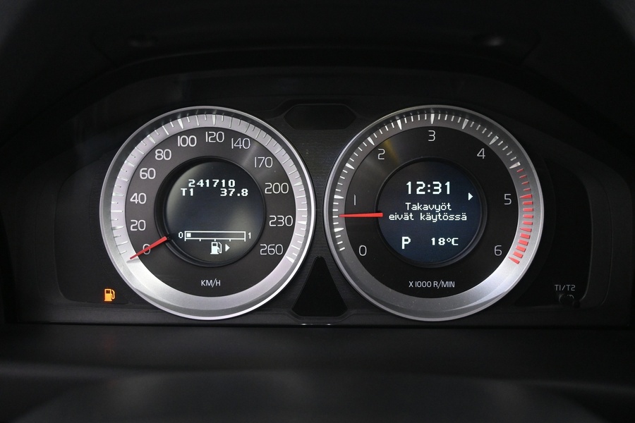 Volvo V70 vaihtoauto