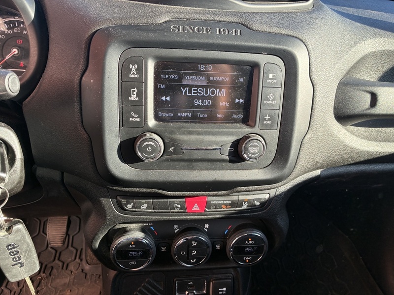 Jeep Renegade vaihtoauto