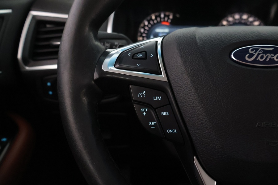 Ford Edge vaihtoauto