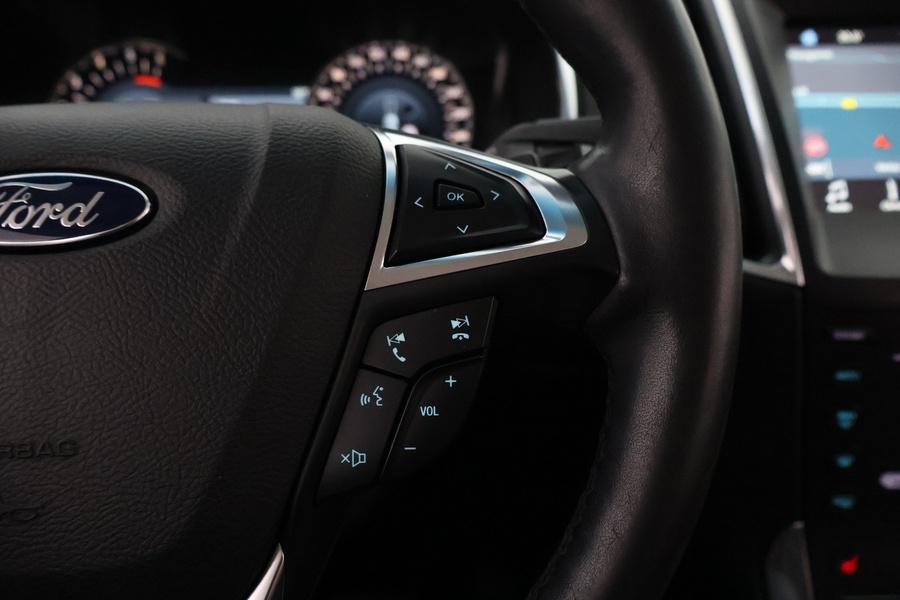 Ford Edge vaihtoauto