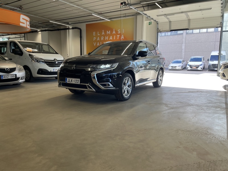 Mitsubishi Outlander PHEV vaihtoauto