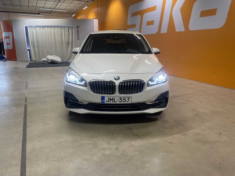 BMW 218 vaihtoauto