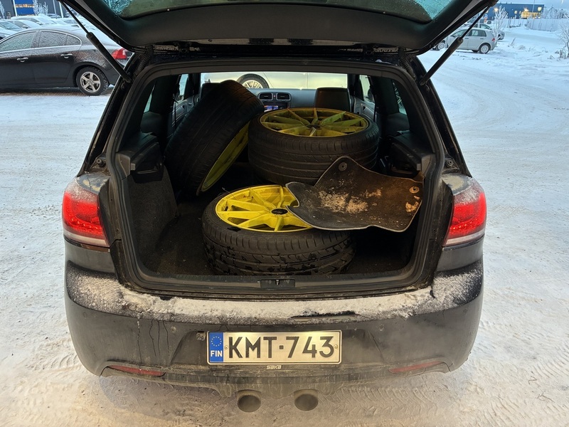 Volkswagen Golf vaihtoauto