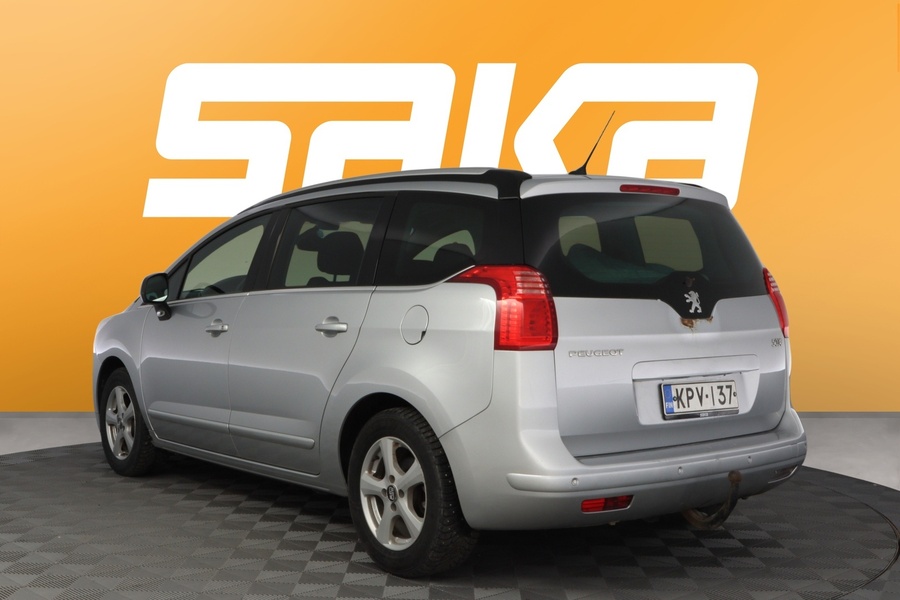 Peugeot 5008 vaihtoauto