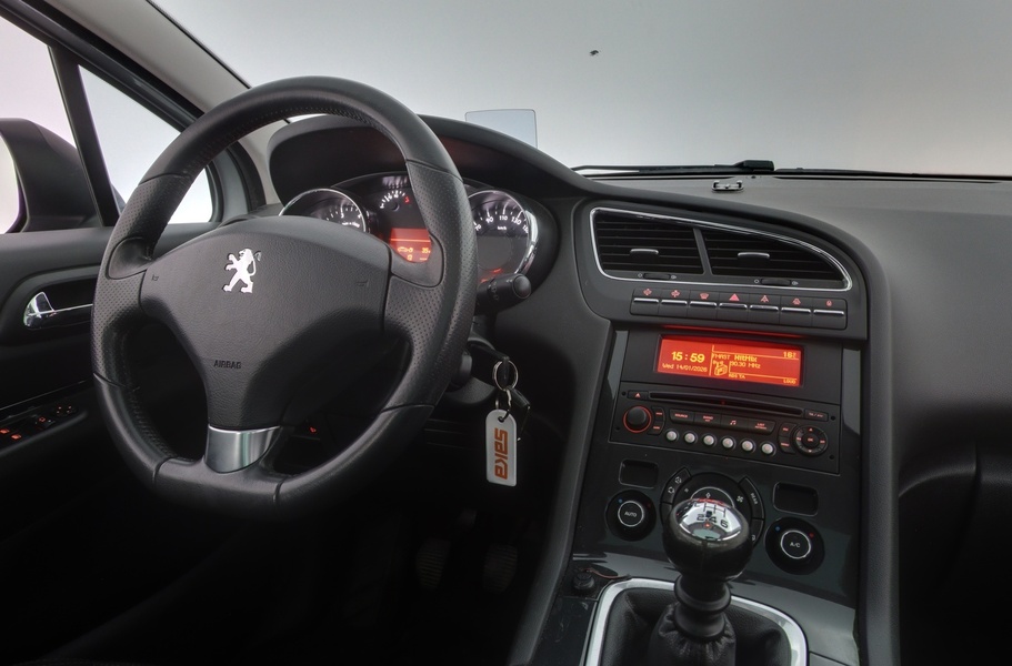 Peugeot 5008 vaihtoauto