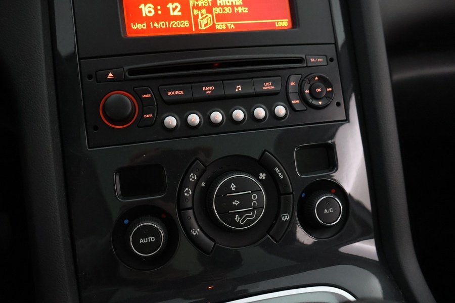 Peugeot 5008 vaihtoauto