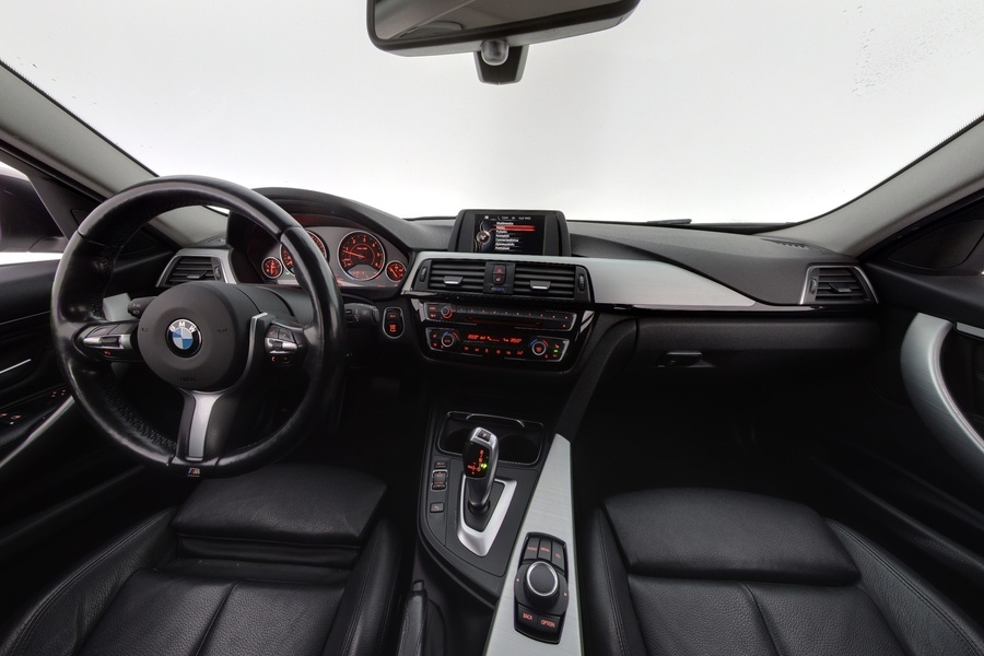 BMW 320 vaihtoauto