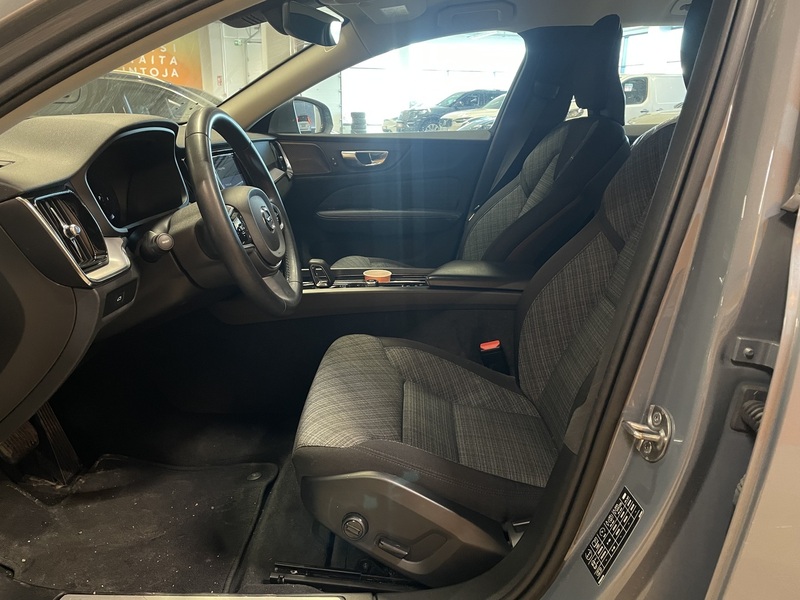 Volvo V60 Cross Country vaihtoauto