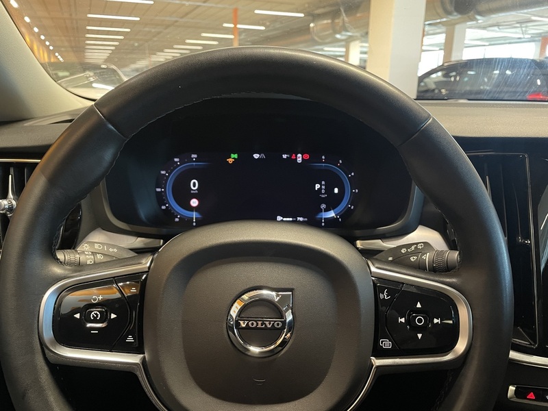 Volvo V60 Cross Country vaihtoauto