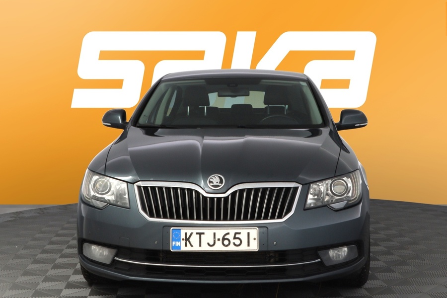 Skoda Superb vaihtoauto