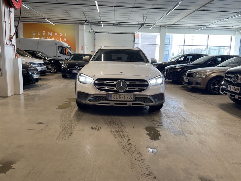 Mercedes-Benz E vaihtoauto