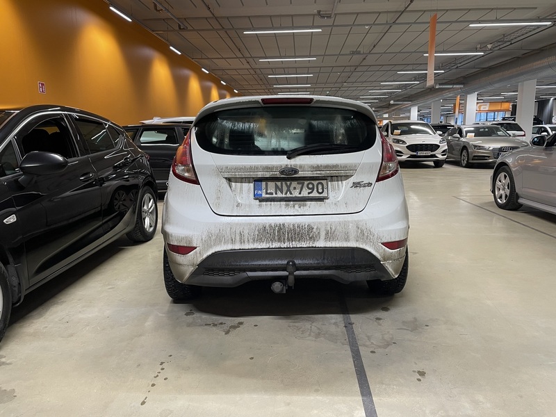 Ford Fiesta Van vaihtoauto
