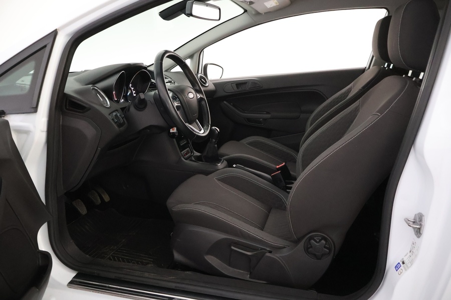 Ford Fiesta Van vaihtoauto