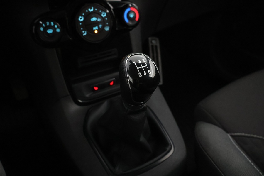 Ford Fiesta Van vaihtoauto