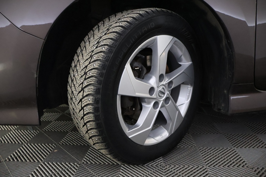 Nissan Leaf vaihtoauto