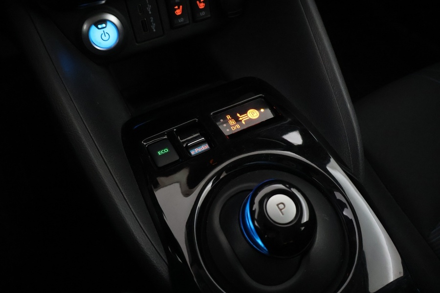 Nissan Leaf vaihtoauto