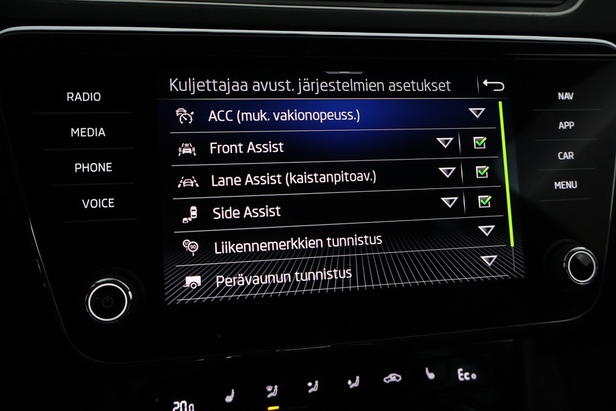 Skoda Superb vaihtoauto