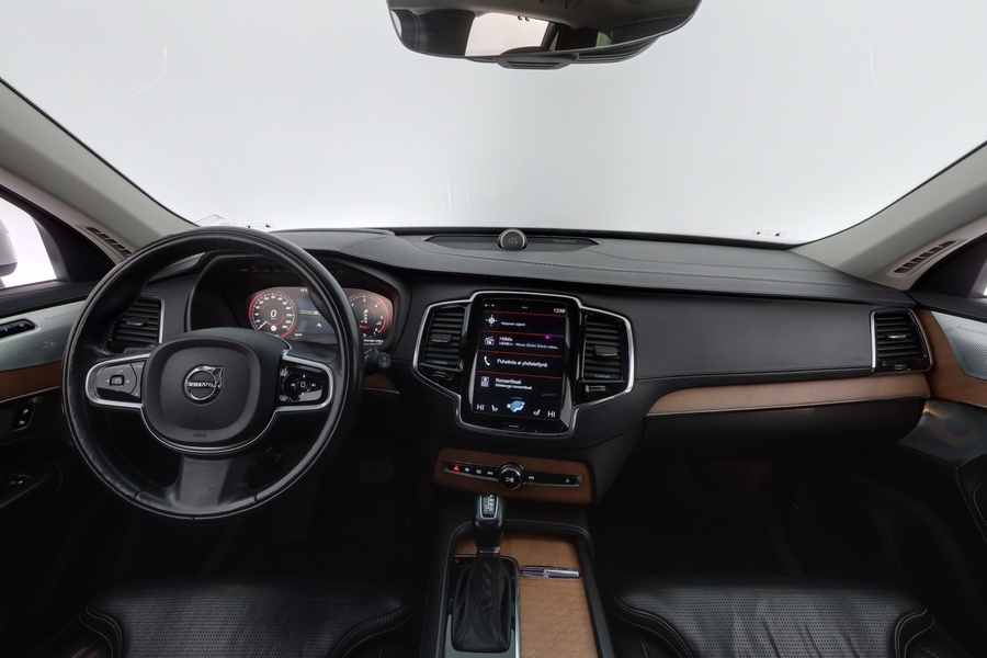 Volvo XC90 vaihtoauto