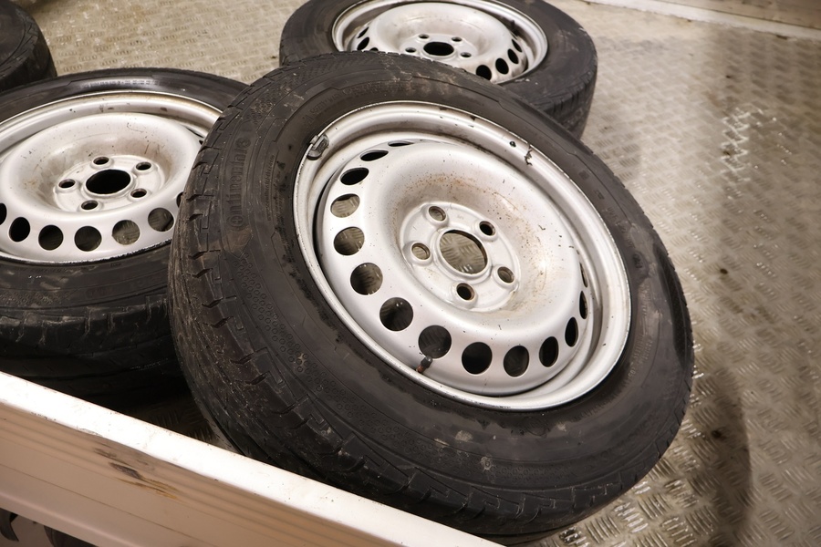 Volkswagen Transporter vaihtoauto