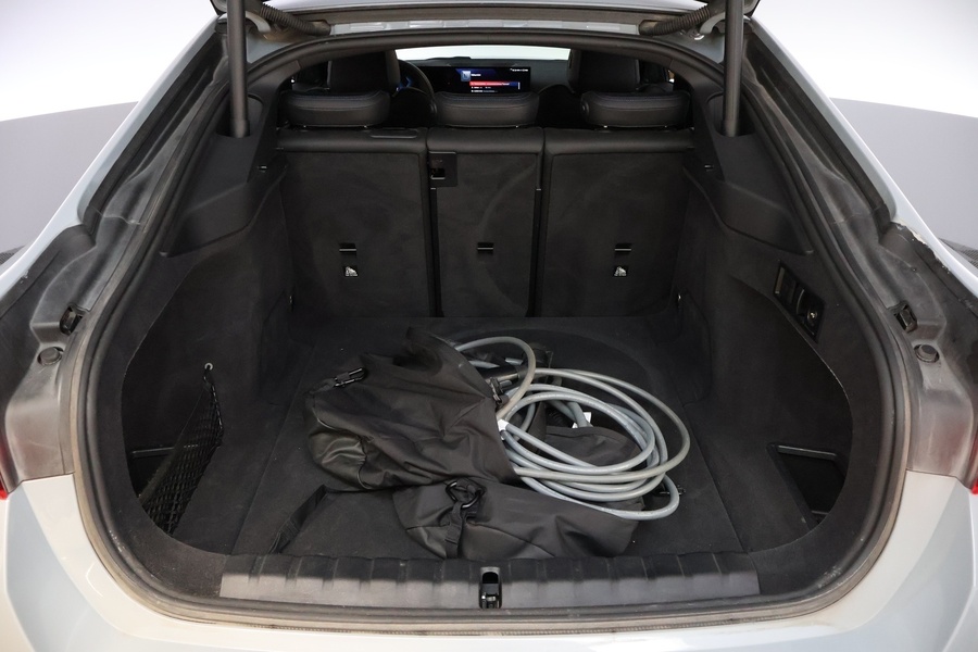 BMW i4 M50 vaihtoauto