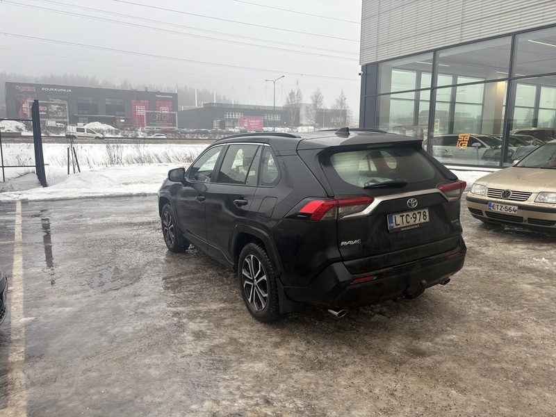 Toyota RAV4 vaihtoauto