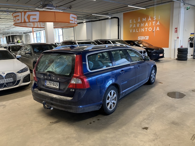 Volvo V70 vaihtoauto