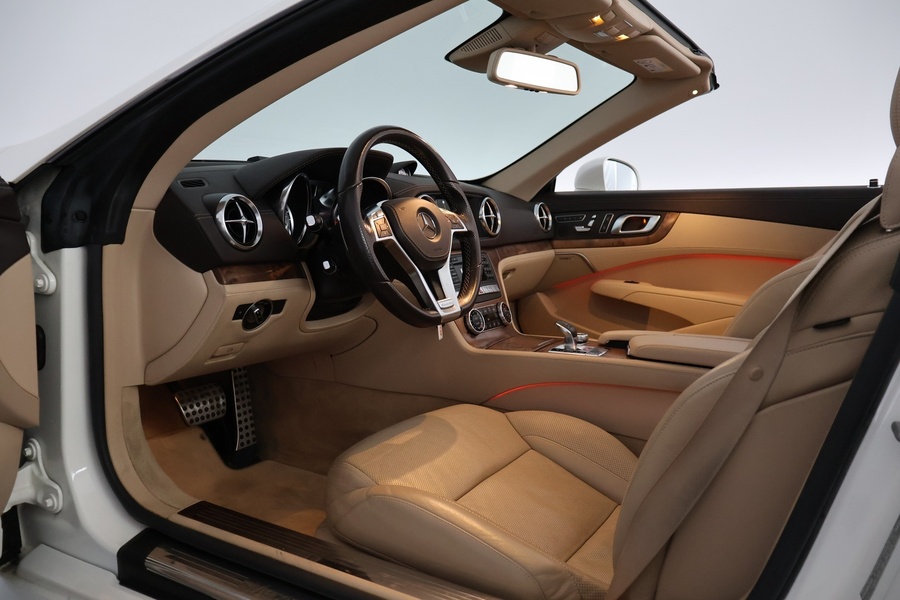 Mercedes-Benz SL vaihtoauto